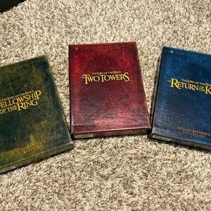 Complete LOTR box set collection. Gently used